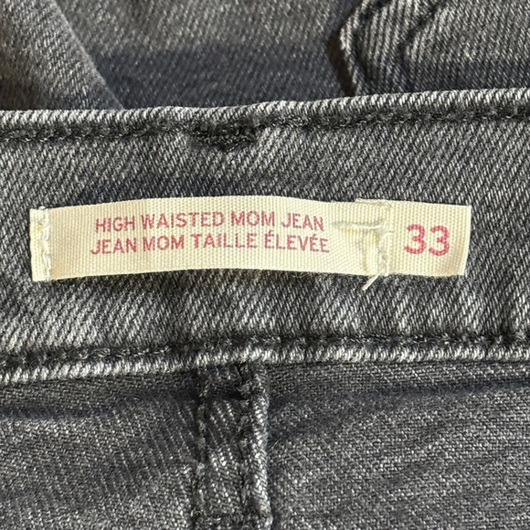 Levi's High Rise Mom Jeans Women’s Size 33 Black Zipper Fly Tapered Leg - Picture 9 of 14